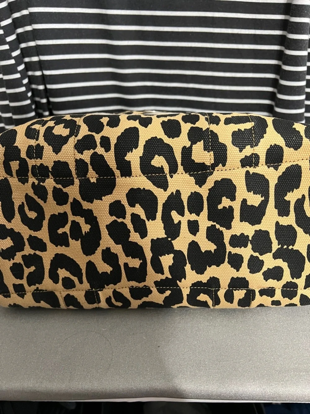 Coach Leopard Large Canvas Tote - Animal Print - Picture 9 of 10